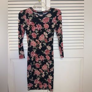 super soft comfy body con floral dress